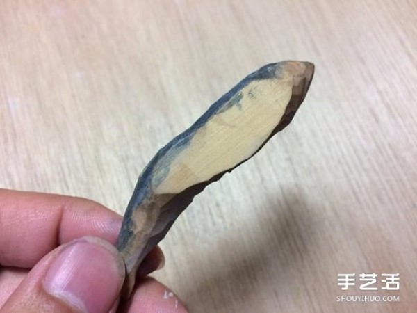 Its so similar! A small wooden carving of dried fish that accidentally broke its teeth