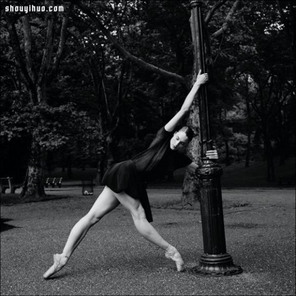 The graceful ballet postures outside the pointe art stage under the camera