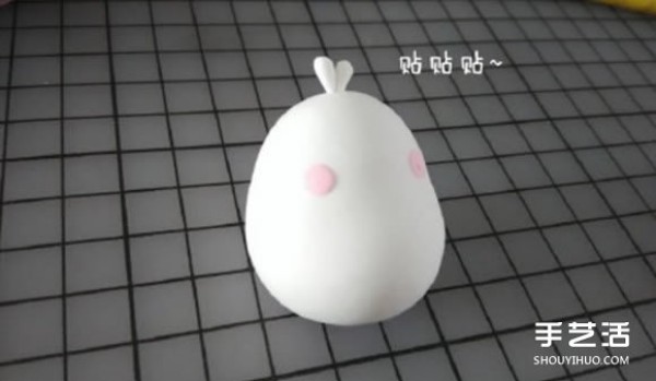 Illustration of the steps for DIY making the potato rabbit Molang with ultra-light clay