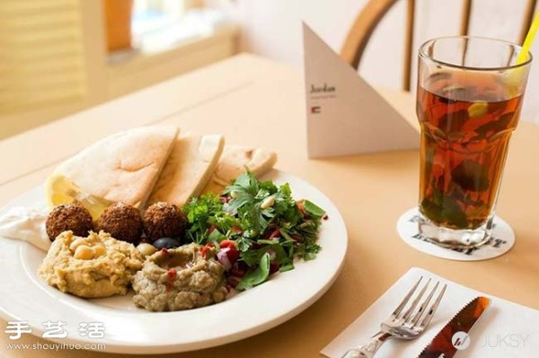 Traditional breakfast from all over the world served by WBAD in Aoyama, Tokyo