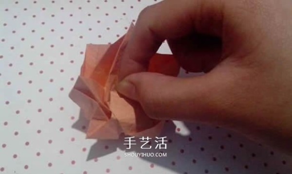 The best introductory tutorial for beginners with detailed illustrations of the Kawasaki rose fold method