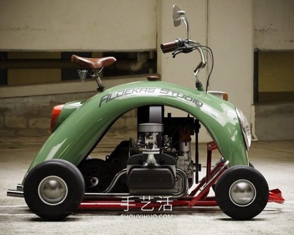 The designer used a Volkswagen Beetle to DIY a retro mini kart