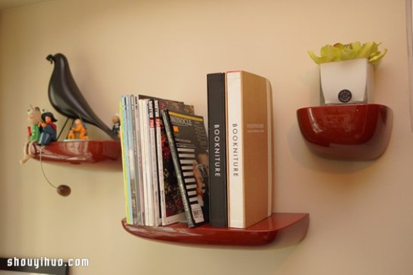 Bookniture A folding round table disguised as a hardcover book