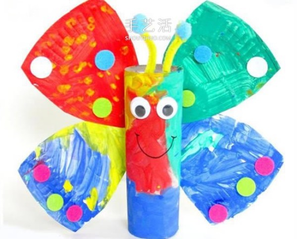 How to make paper plate butterflies in kindergarten by rolling paper tubes to make handmade butterflies