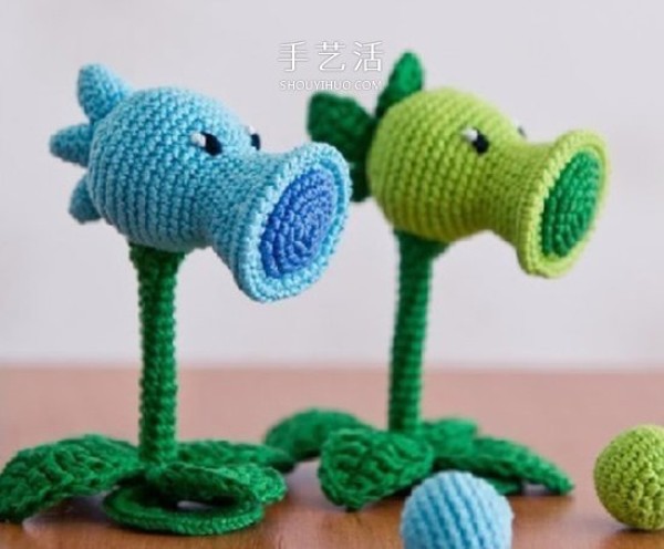 Plants vs. Zombies Peashooters handmade crochet tutorial