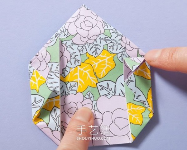 Simple origami storage box tutorial, the boxy shape looks great! 