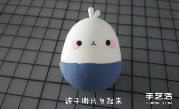 Illustration of the steps for DIY making the potato rabbit Molang with ultra-light clay