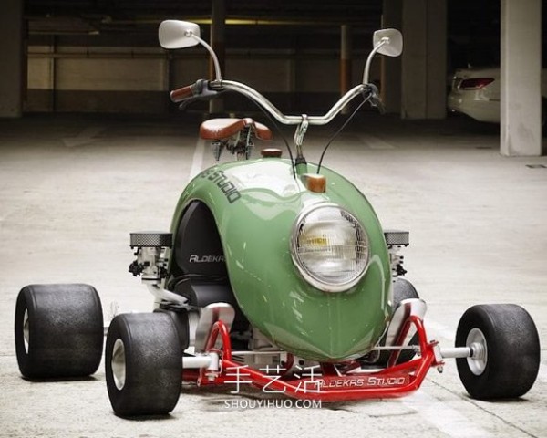 The designer used a Volkswagen Beetle to DIY a retro mini kart