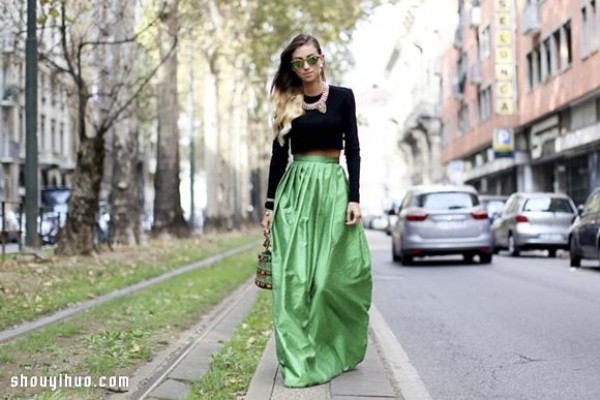 Maxi Skirt exudes charming charm in floor-length long skirts