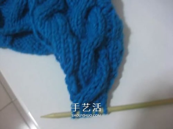 Knitting method of woolen hat with braids, cute and playful knitting illustration of hat