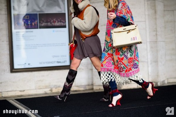 New York Fashion Week street photography, winter fashionable womens cold-weather outfits