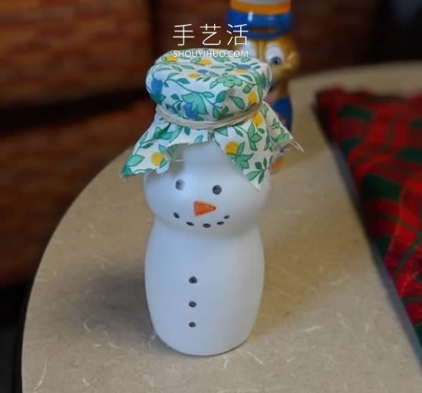 It only takes a few minutes! Milk bottle handmade cute snowman