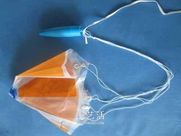 How to make a childrens parachute, a simple parachute toy illustration