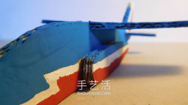 Video of how to make an Alpha Jet from cardboard