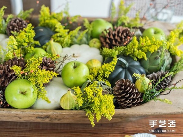 How to make the dining table beautiful to welcome guests, using only supermarket materials to decorate the dining table