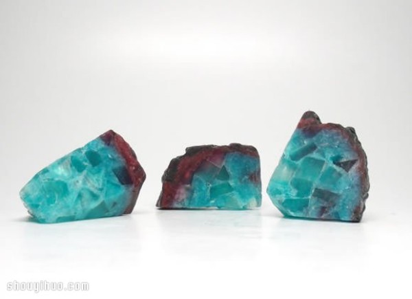 Super realistic mineral crystal shape handmade soap products with natural and pure mineral style!