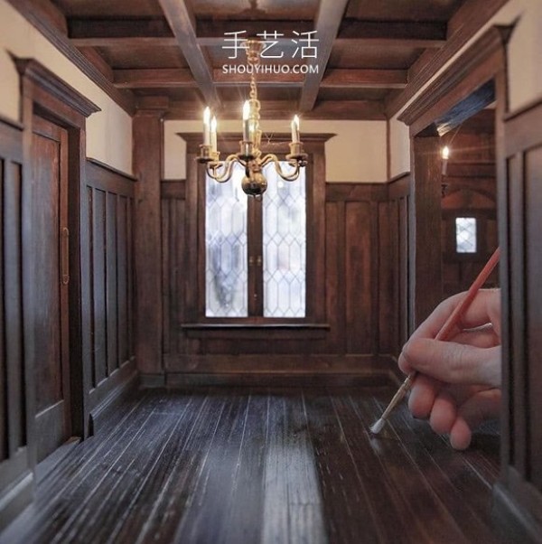 Amazing 1:12 scale! Perfect reproduction of the interior miniature model of the building