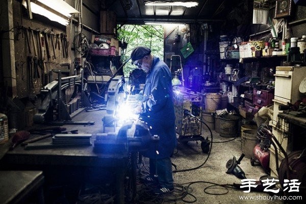 A restaurant owner spent 40 years building a childrens amusement park by hand