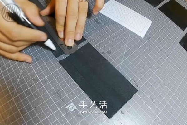 How to make a homemade leather woven card holder, fashionable mens style! 