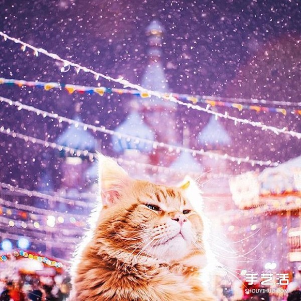 Moscow, like a northern wonderland, presents a dreamy fairy tale atmosphere