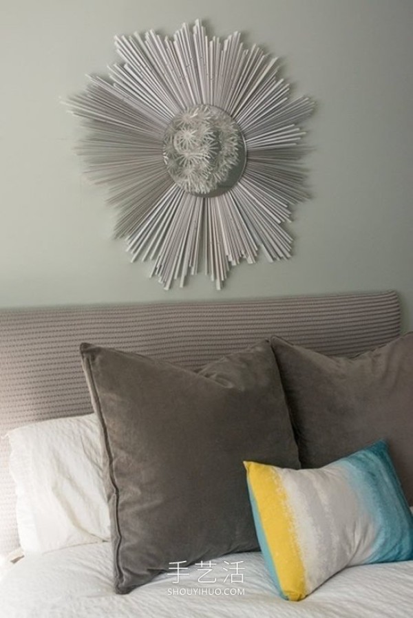 Use old blinds waste to make DIY bedside mirror decoration