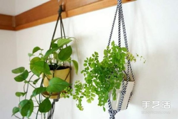 Knotting and weaving method of hanging flowerpots and potted plants using ropes