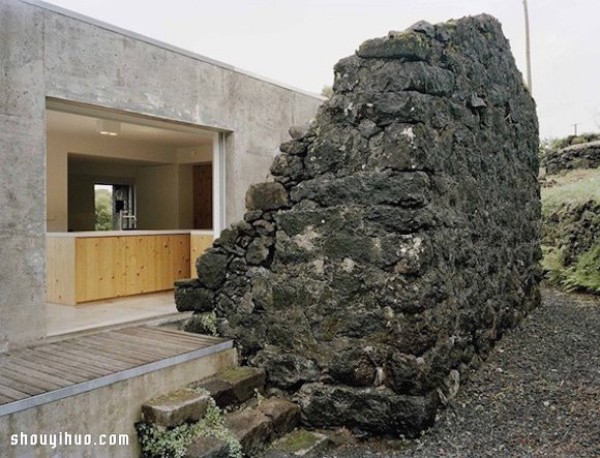 Mysterious ruined villa design that blends old and new! 