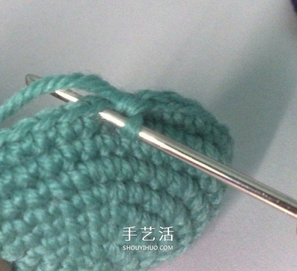 How to knit a storage basket with handles and crochet a small woolen basket