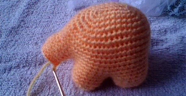 How to Knit a Wool Elephant and Crochet an Elephant Toy Illustrated