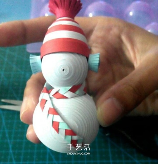 How to make a paper snowman, how to make a three-dimensional snowman from paper,