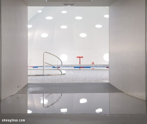 Mushroom-like dome public swimming pool in Lingolsheim, France