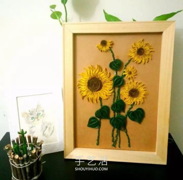 Tutorial on how to make hand-made decorative paintings of sunflowers on quilled paper