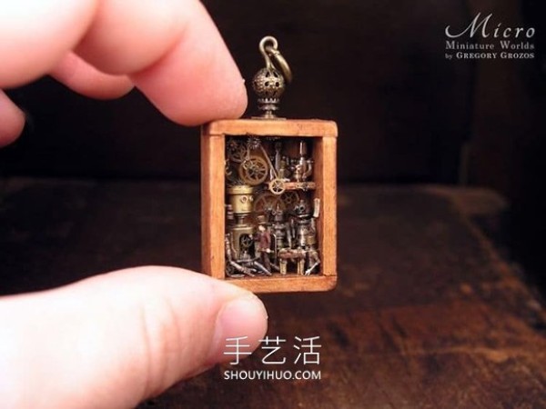 Antique pocket watch transforms into a miniature world! DIY mini fantasy fairy tale of nostalgic objects