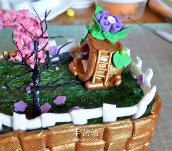 Ultra-light clay elf house to make cute elf house with clay DIY