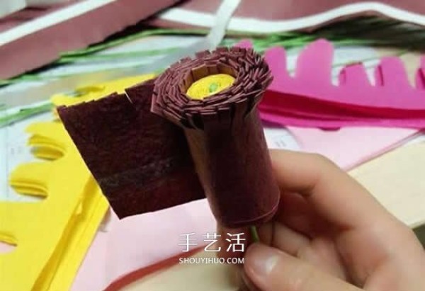 A hand-made paper flower tutorial that a novice can easily complete! 