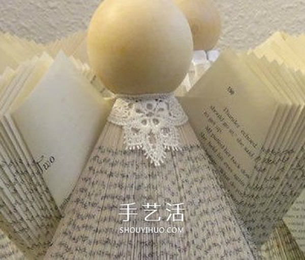 Christmas Angel Book Ornament DIY, a very creative reuse of old books