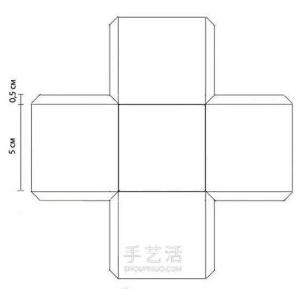 The folding and unfolding drawing of a beautiful homemade wedding candy box