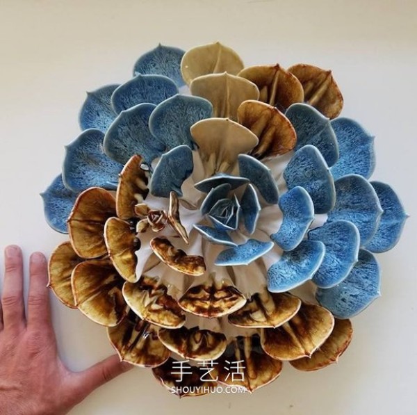 Exquisite handmade porcelain flowers! Looks like real beautiful flowers