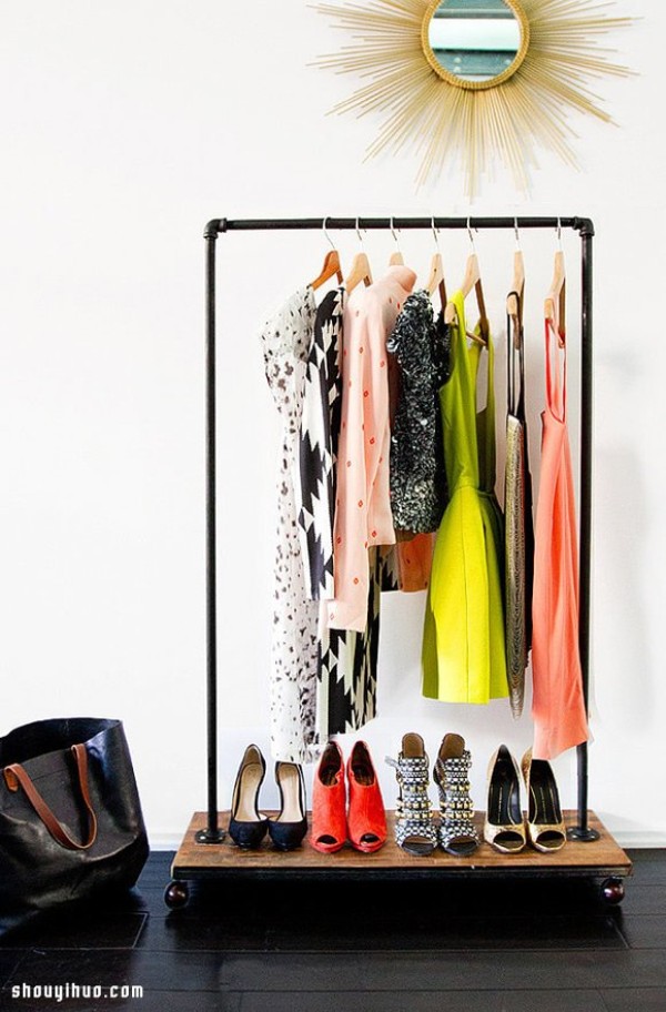 Also suitable for small rooms: creative techniques to expand clothing storage space