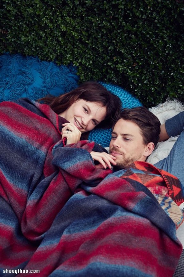 Urban Outfitters Supermodel Couples Sweet Christmas Catalog