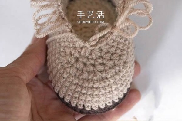 UGG style baby shoe knitting method crochet warm baby shoes