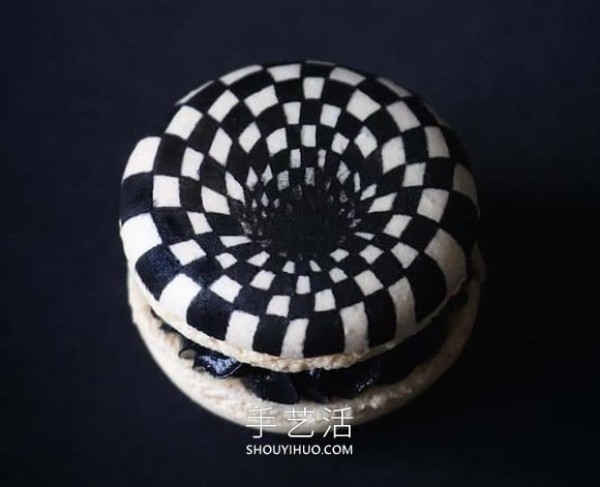 She transforms ordinary macarons into exquisite edible sculptures! 