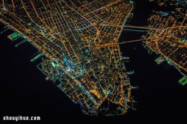 The breathtaking night view of New York captured in "GOTHAM 7.5K"