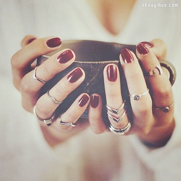 13 ways to wear rings to make you a fashion jewelry expert