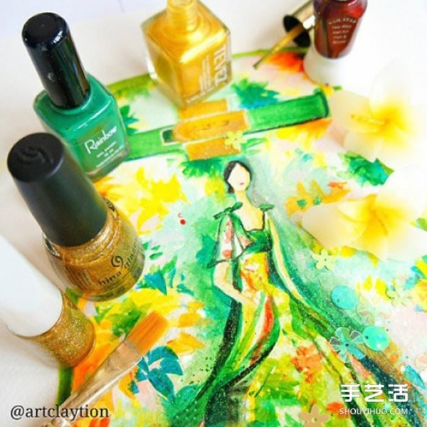 Singaporean artists hand-painted dress with nail polish is so beautiful!