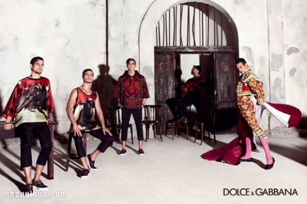 Dolce & Gabbana 2015 spring and summer clothing advertising campaign