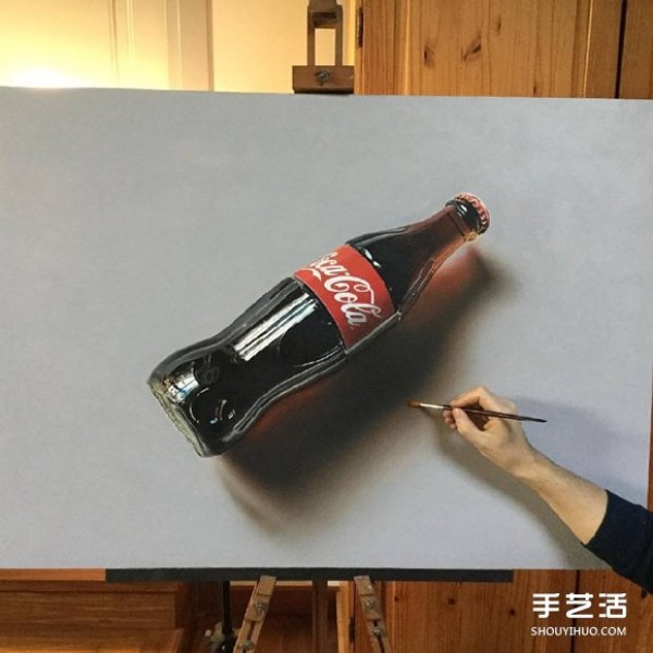 Hyper-realistic three-dimensional paintings are so realistic that people can