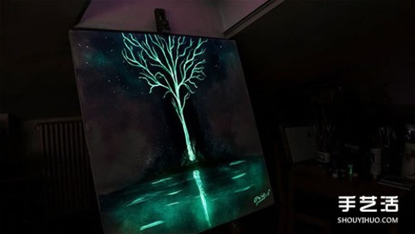 The art of not giving up day and night! Crisco’s glow-in-the-dark dream creationdraw