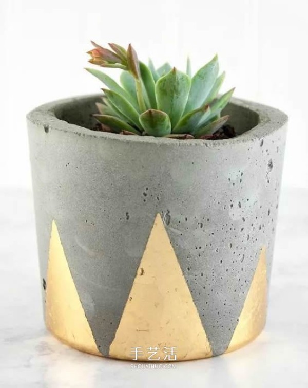 The process of making flower pots with cement is simple and has a healing effect! 