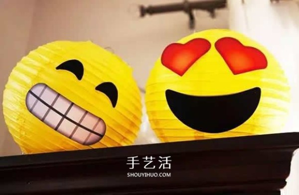 Funny smiling face lantern pictures, handmade smiling face symbol lantern works